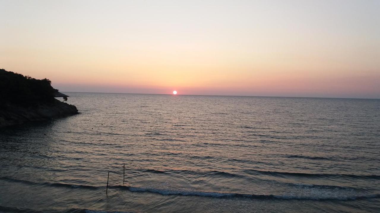 Darinka Aparthotel Ulcinj Exteriör bild