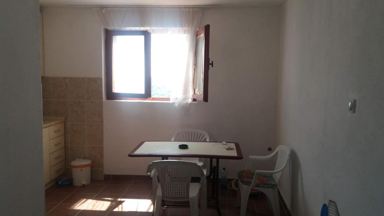 Darinka Aparthotel Ulcinj Exteriör bild
