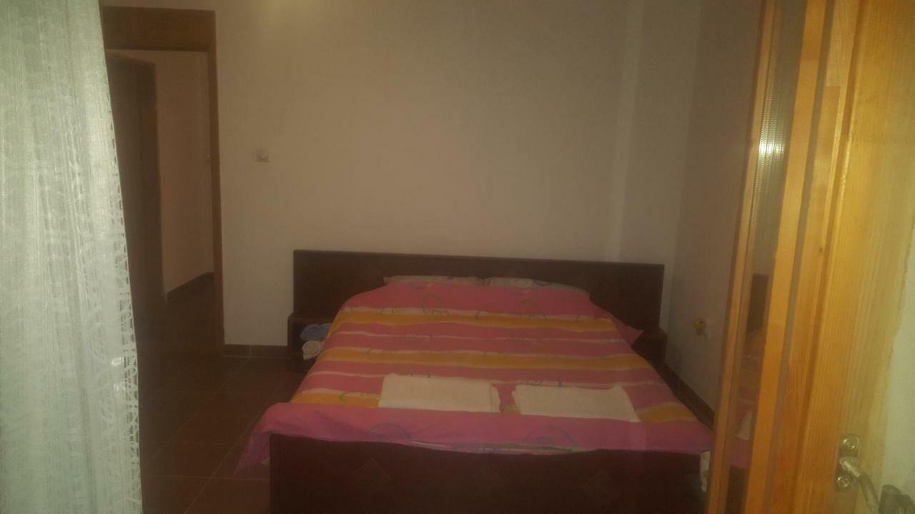 Darinka Aparthotel Ulcinj Rum bild